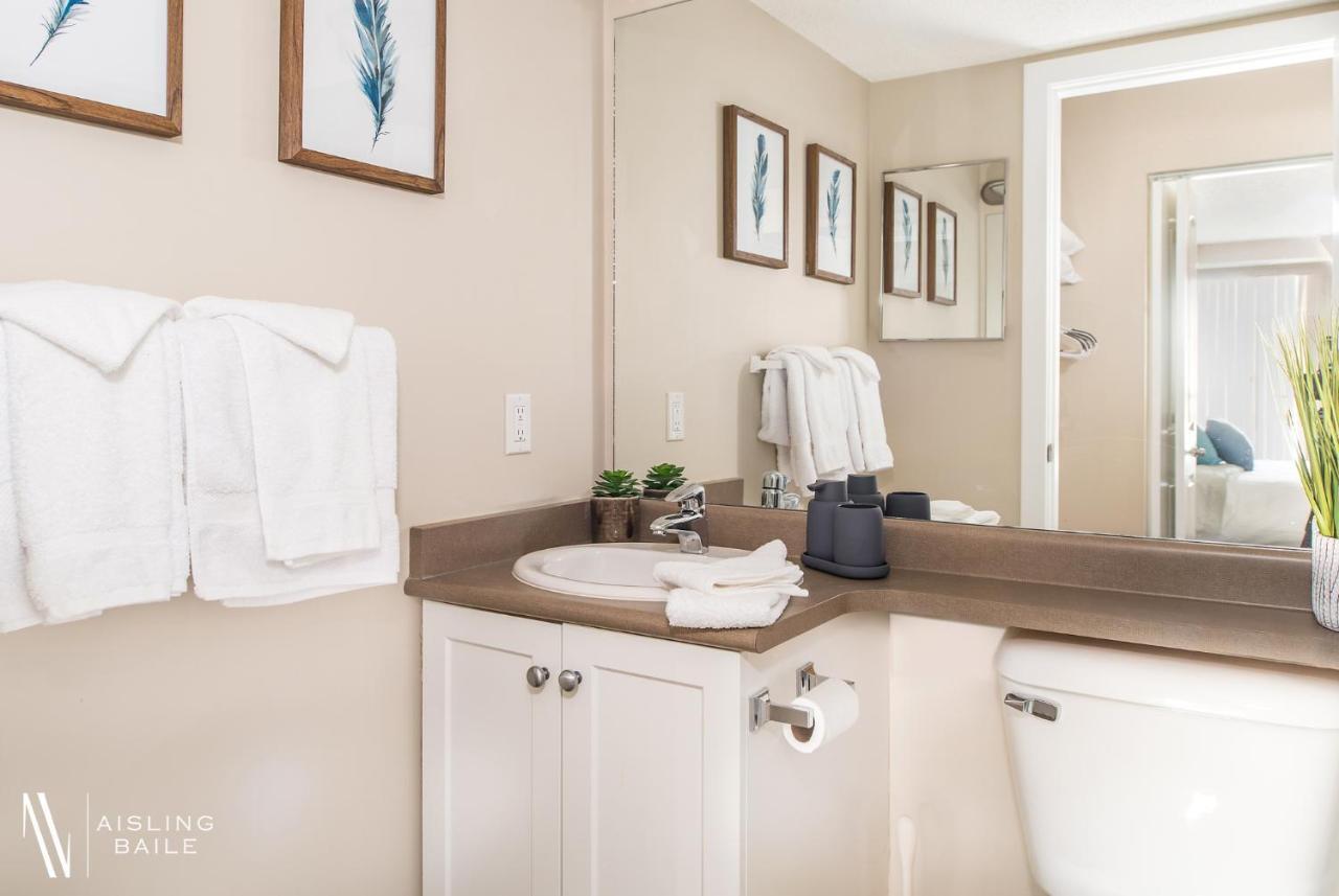 Rustic Modern 2 Bed 2 Bath With Lakeview Pool And Hot Tub Invermere Buitenkant foto